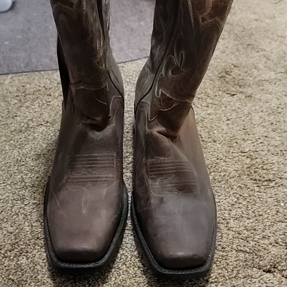 Woman's cowboy boots